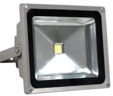 LED reflektory osvetlia okolie Vášho domu lacno a dokonale