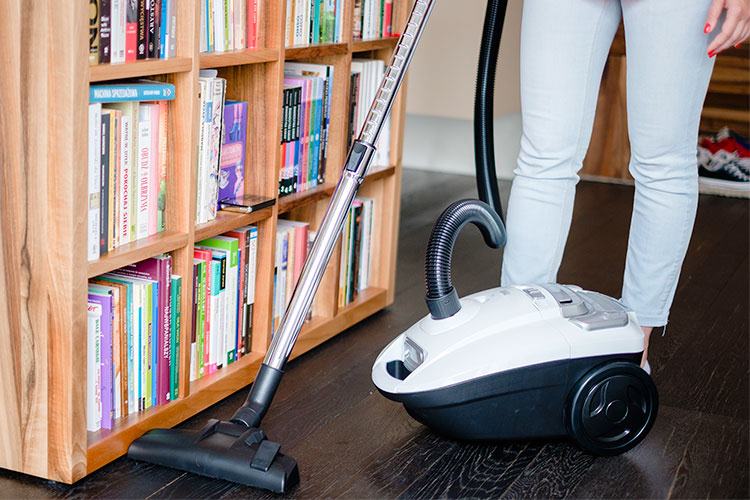 Vysávač TEESA ECO WHITE 700