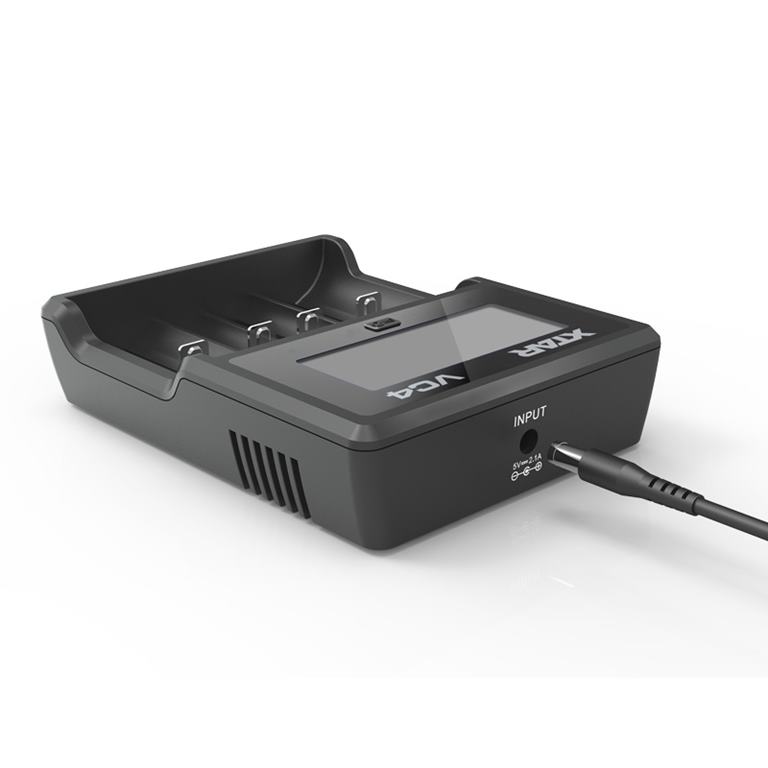 Nabíjačka akumulátorov 4 x Li-ion/Ni-MH LCD XTAR VC4