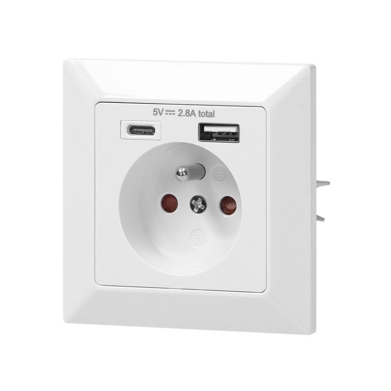 Zásuvka 230V s dvomi portmi USB A + USB C