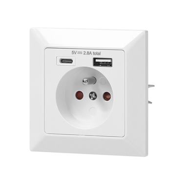 Zásuvka 230V s dvomi portmi USB A + USB C